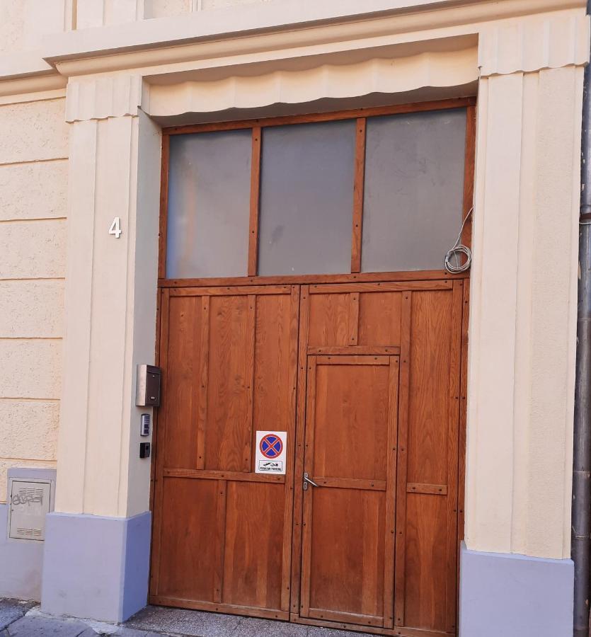 Albert Home Karlovac Esterno foto