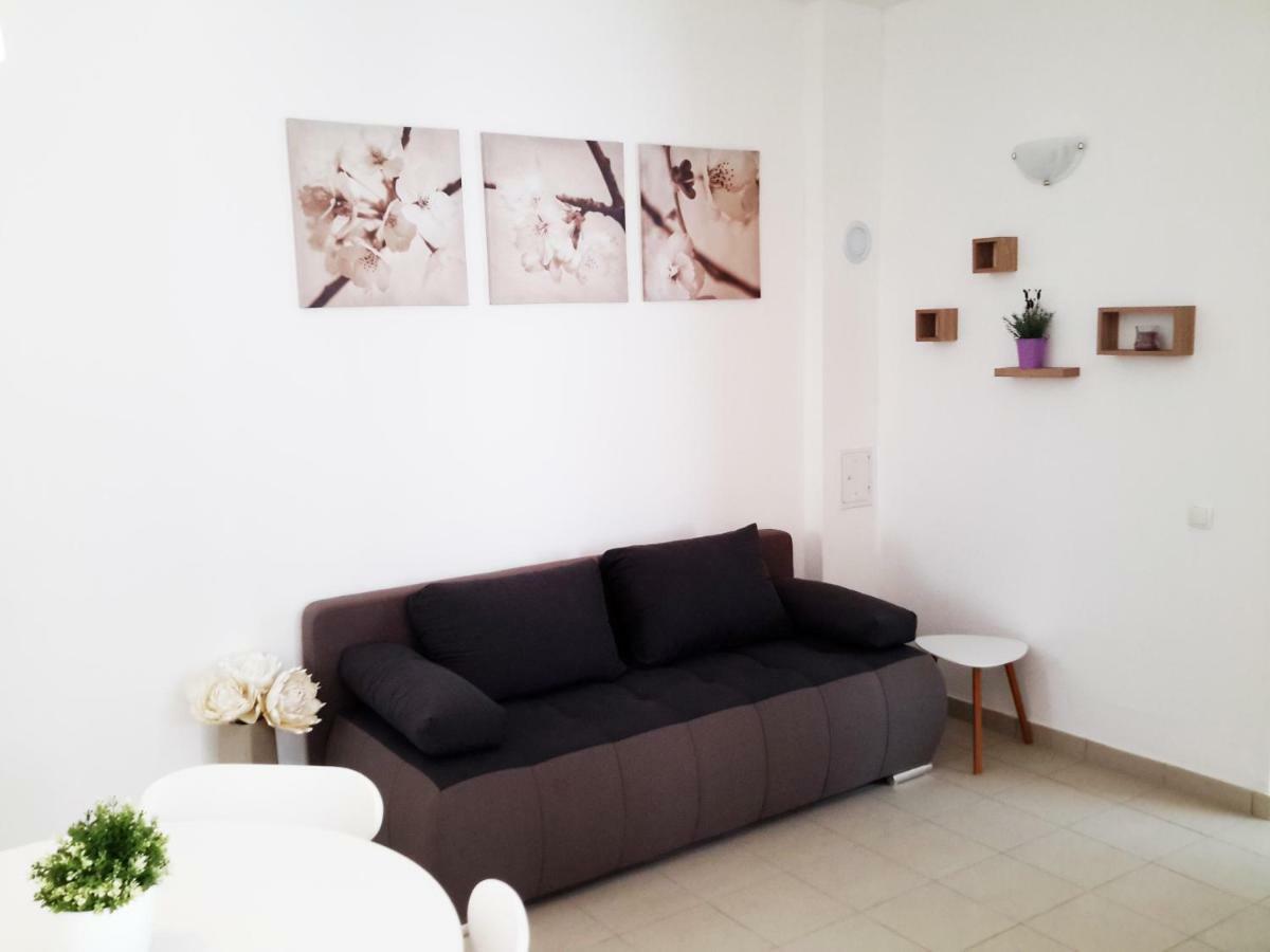 Albert Home Karlovac Esterno foto